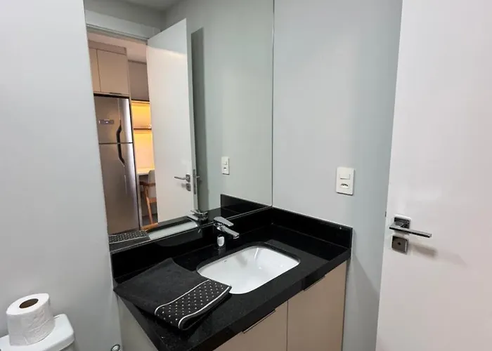 De Luxo Com Vista, Piscina E Academia